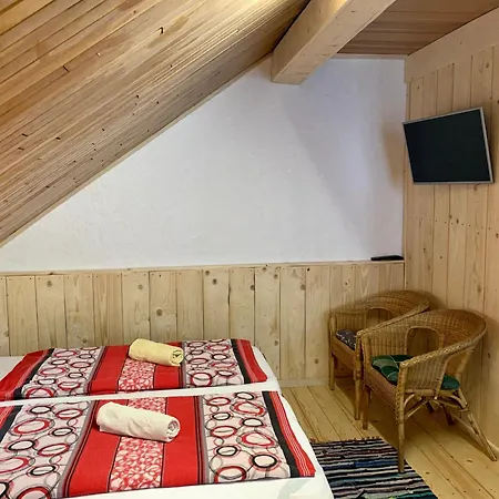 Budget Izba Pre Velku Rodinu Alebo Skupinu Priatelov Hostel