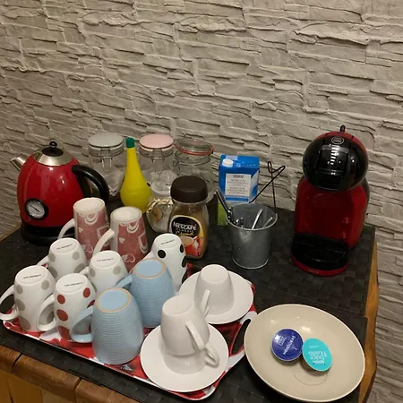 Budget Izba Pre Velku Rodinu Alebo Skupinu Priatelov Hostel *